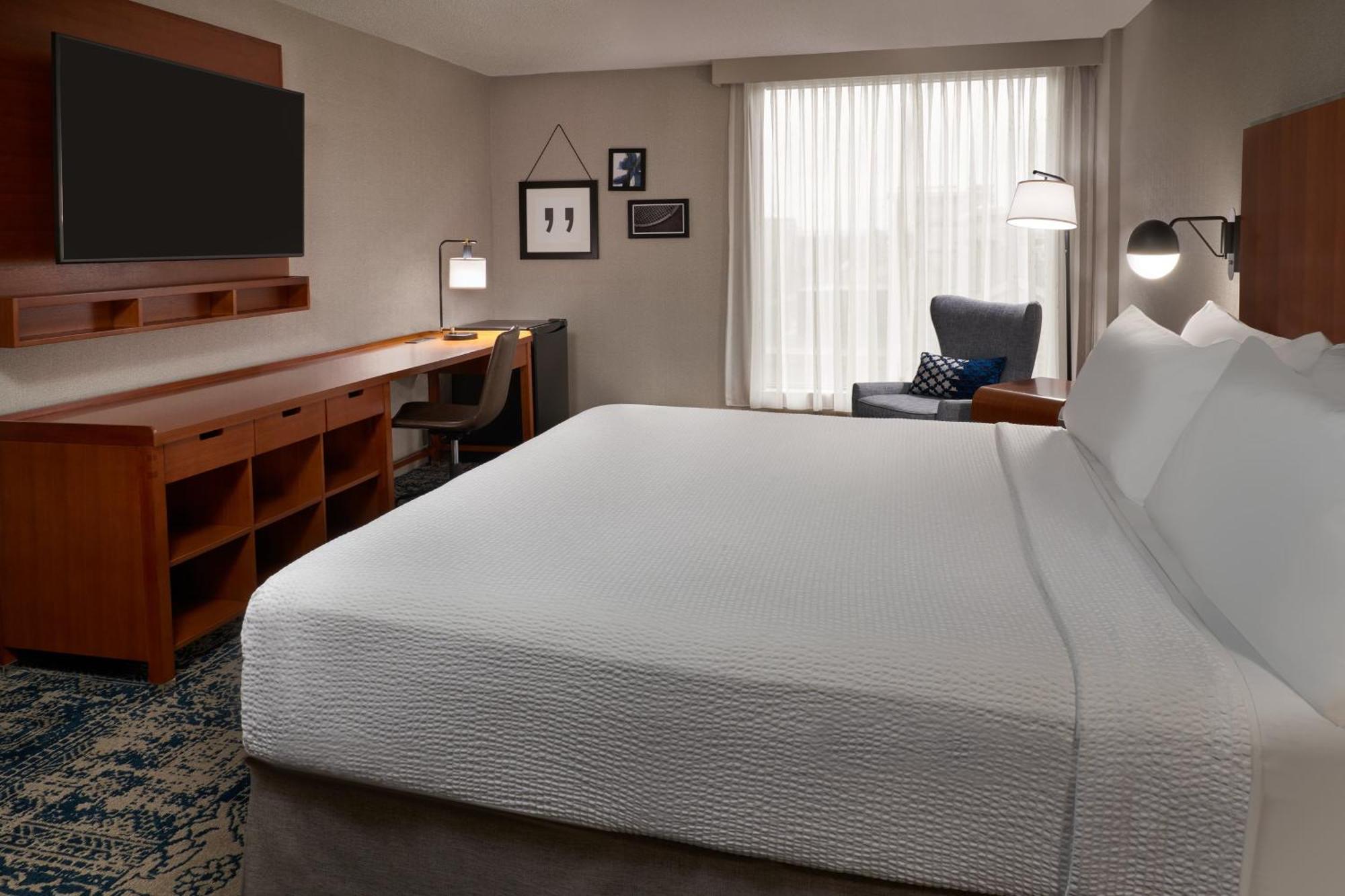 Four Points By Sheraton Hotel & Conference Centre Gatineau-Ottawa Bagian luar foto